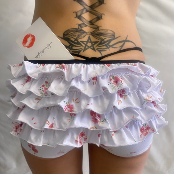 Peaches Shorts / Floral [LAST ONE]